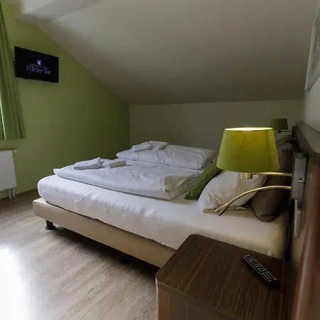Comfortable Apartment, With 2 Bathrooms, In Nature Heimbach