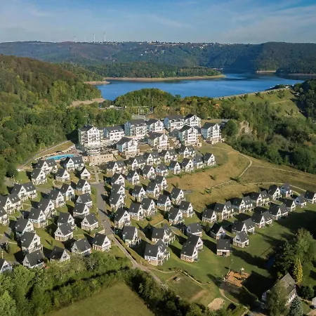 Comfortable Apartment, With 2 Bathrooms, In Nature * Heimbach